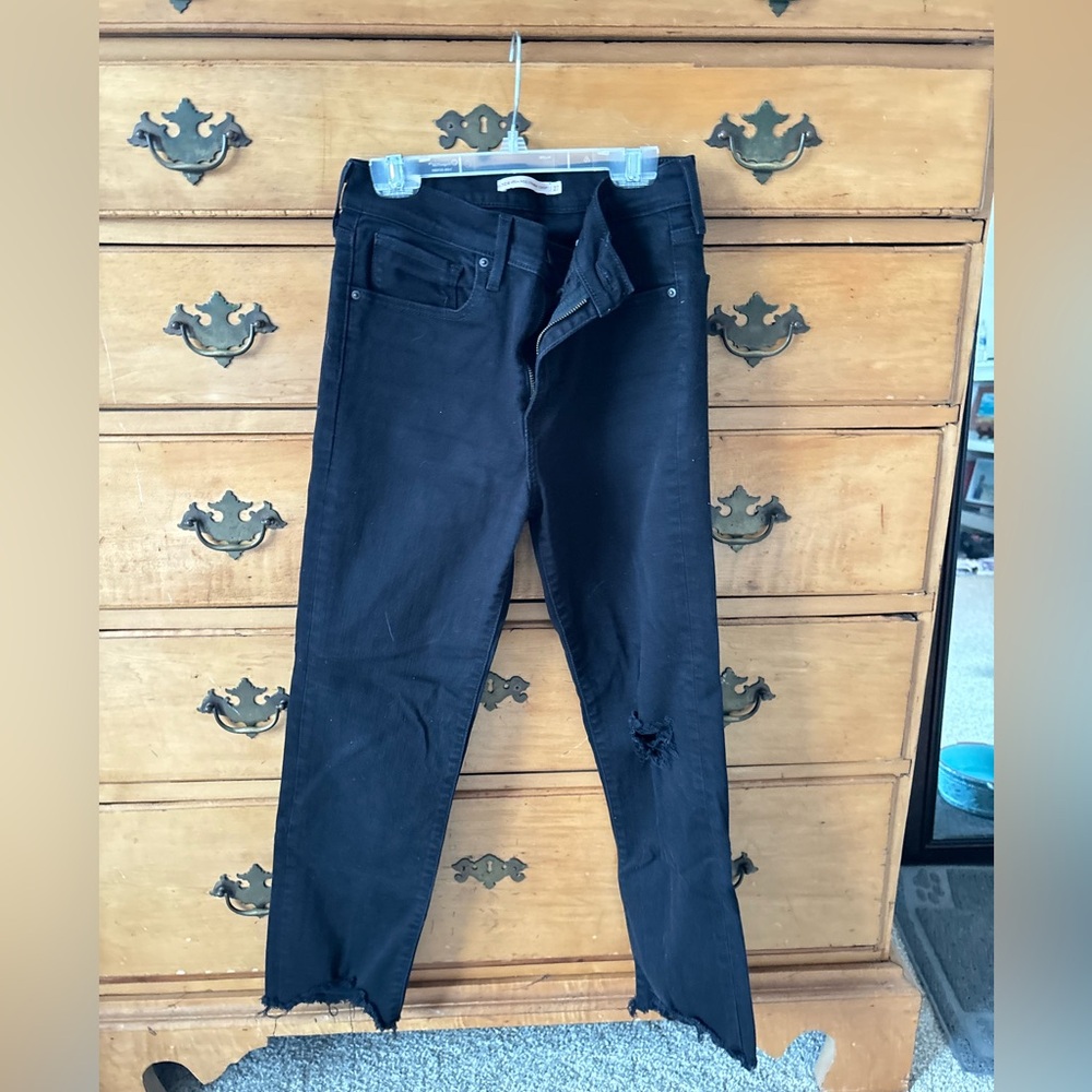 Women’s Levi’s straight crop 27